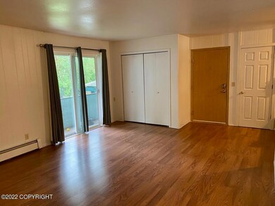 5401 E 38th Ct unit 2, Anchorage, AK 99508 - photo 3