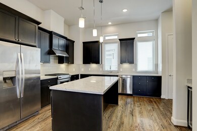 1218 Thompson St, Houston, TX 77007 - photo 7