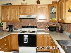 86 Fox Run Dr, Hendersonville, NC 28792 - photo 7