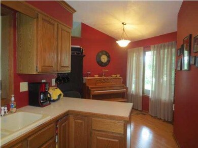 Eating area in kitchen.