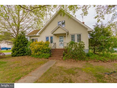 8 Dunlap Ave, Pennsville, NJ 08070 - photo 2