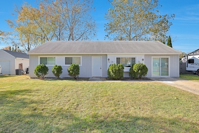 74 Paddock St, Montgomery, IL 60538 - photo 2