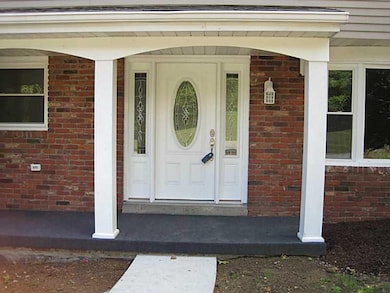 Entry/Foyer. Beautiful front entry.