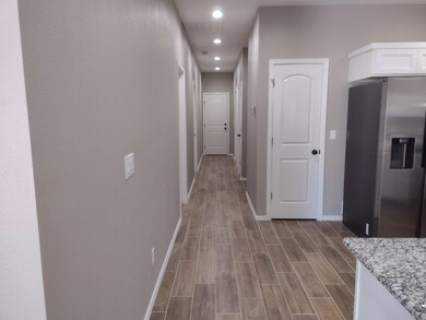 400 Lomaland Dr, El Paso, TX 79907 - photo 4