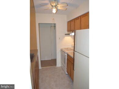 280 Bridgewater Rd unit J 7, Brookhaven, PA 19015 - photo 3
