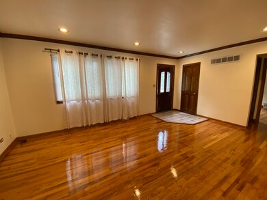 1326 N Eagle St unit A, Naperville, IL 60563 - photo 2