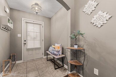 2724 Guernsey Cove-Interior-1