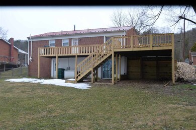 1131 S Winchester Ave, Waynesboro, VA 22980 - photo 5