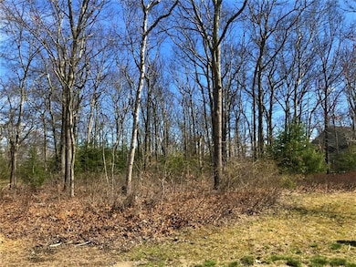 128 Brigade Dr, North Kingstown, RI 02874 - photo 5