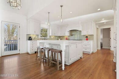 81 Hendrie Ave, Riverside, CT 06878 - photo 4