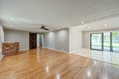 1745 Longacre Dr, Houston, TX 77055 - photo 7