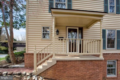 7994 Hidden Bridge Dr, Springfield, VA 22153 - photo 4