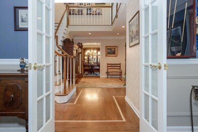 ENTRY FOYER