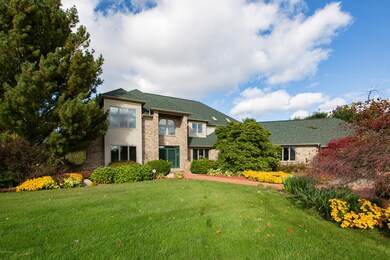 7080_Foxmoor_Ct-01