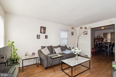 3812 Rokeby Rd, Baltimore, MD 21229 - photo 5