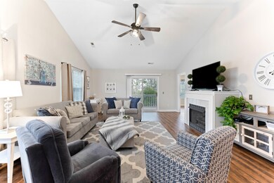 015_1605_willoughby_park_court-12