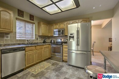 Offers SS Appliances-countertops-sink-faucet-new floor coverings.