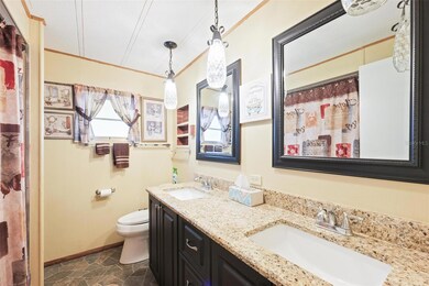 7317 Fort King Rd, Zephyrhills, FL 33541 - photo 3