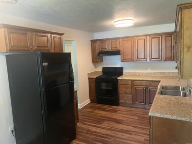 1644 N Davis Dr, Conway, AR 72032 - photo 7