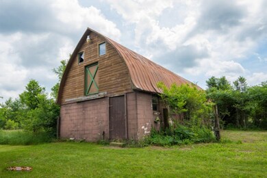 2863 Beebe Rd Niles_Barn (8)