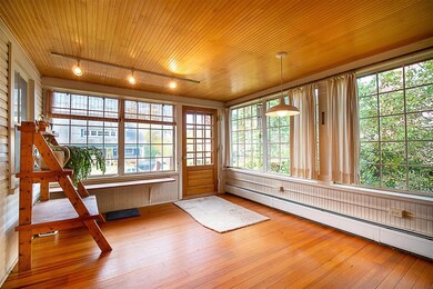 113 E Main St, Richmond, VT 05477 - photo 3