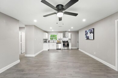 1302 S 1st St, Corsicana, TX 75110 - photo 7