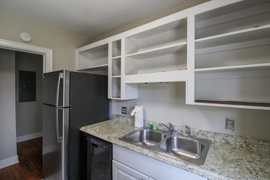 679 Savannah Hwy, Charleston, SC 29407 - photo 7