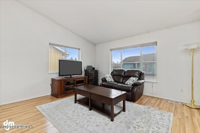03-Living Room-DW-8221