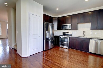 24475 Laurel Thicket Terrace, Sterling, VA 20166 - photo 4