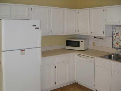 2222 Constance St unit LOWER, New Orleans, LA 70130 - photo 7