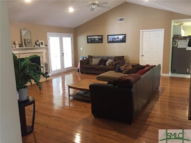 117 Copperfield Dr N, Savannah, GA 31410 - photo 4