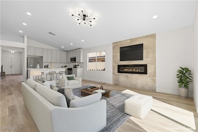 8151 Chambersberg St, Las Vegas, NV 89147 - photo 6