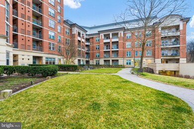 11760 Sunrise Valley Dr unit 903, Reston, VA 20191 - photo 2