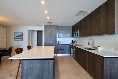 Reach Brickell City Centre unit 3607, Miami, FL 33131 - photo 3