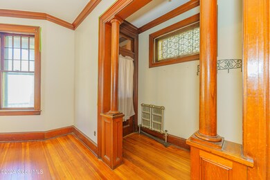 458-460 Hamilton St, Albany, NY 12203 - photo 4