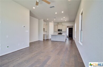 888 Casetta Trail, New Braunfels, TX 78130 - photo 6