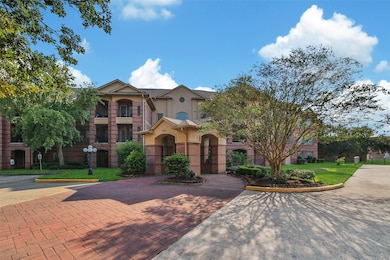 2815 Kings Crossing Dr unit 214, Kingwood, TX 77345 - photo 3
