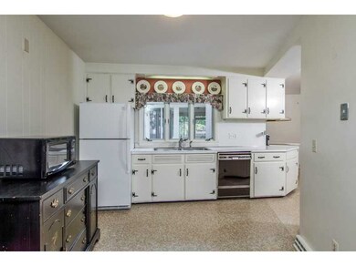 146 Macarthur Blvd, Coventry, RI 02816 - photo 4