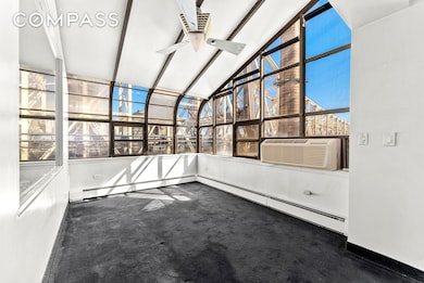 40 Sutton Place unit 10M, New York, NY 10022 - photo 2