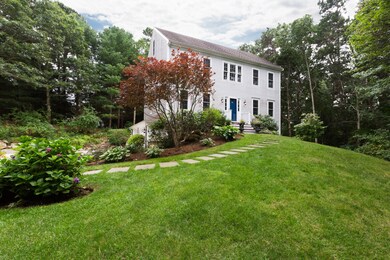 114FurlongWay-04-Cotuit-w