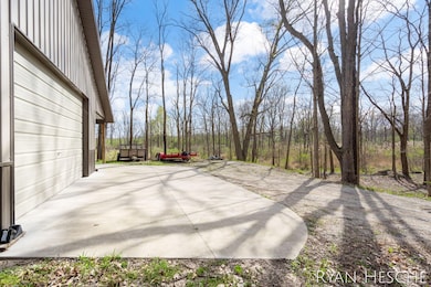 4-web-or-mls-1057 W Tuttle Rd-4