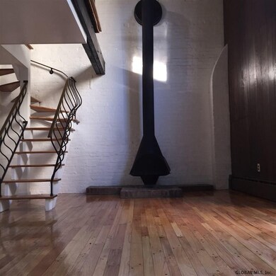 45 Williams Rd unit Carriage house, Troy, NY 12180 - photo 3