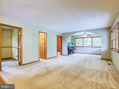 19716 Fort Valley Rd, Strasburg, VA 22657 - photo 6