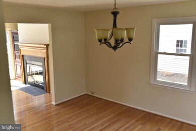 3704 Old Baltimore Dr, Olney, MD 20832 - photo 2