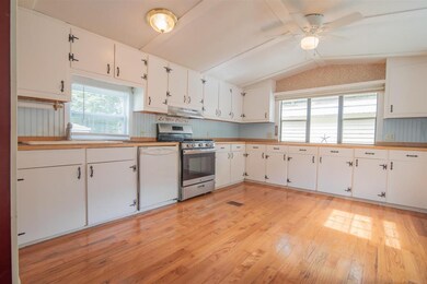 16 Stoneledge Rd, North Hampton, NH 03862 - photo 6