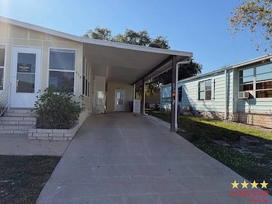 1405 82nd Ave, Vero Beach, FL 32966 - photo 2