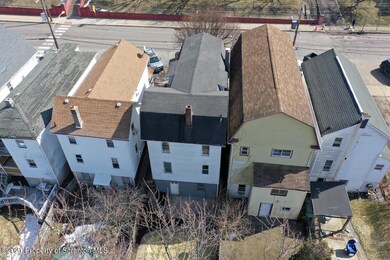 98 Lee Park Ave, Hanover Township, PA 18706 - photo 4