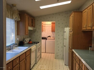Stillwell kitchen 1