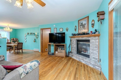 175176 Willow Ln, Hatley, WI 54440 - photo 6