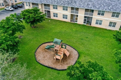 8407 Bernwood Cove Loop unit 501, Fort Myers, FL 33966 - photo 3